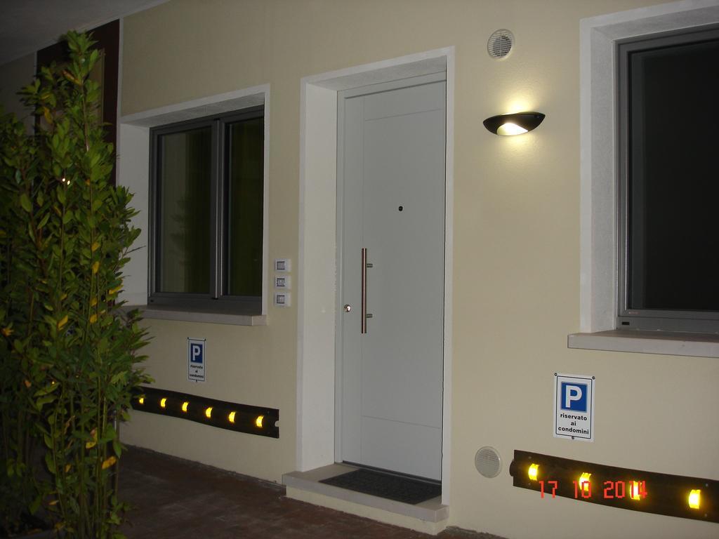 Blau Vacanze Peschiera del Garda Zimmer foto